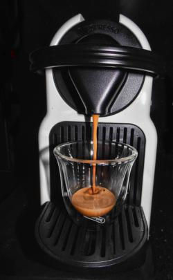 Laufende Nespresso Maschine