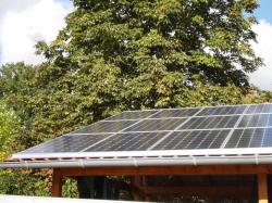 Solaranlage auf dem Carport - wenn man schon baut, dann richtig.