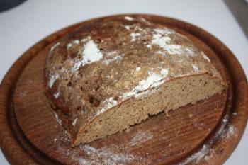 Selbstgebackenes Brot